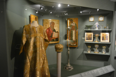 В-Зале-Икон