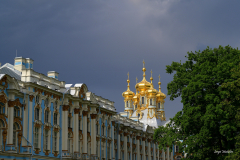 Придворная Воскресенская церковь в Царском селе (Большой Царскосельский дворец). Царь Николай II и его семья были арестованы в Царском Селе в 1917 году.