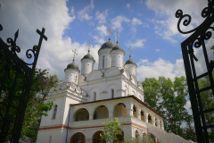 Спасо-Преображенская церковь, возведенная царем Борисом Годуновым в 1598 году в Больших Вязёмах