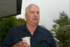 Один-из-старожилов-городка-Россия