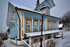05