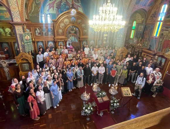 Православная молодежь провела встречу в Австралии