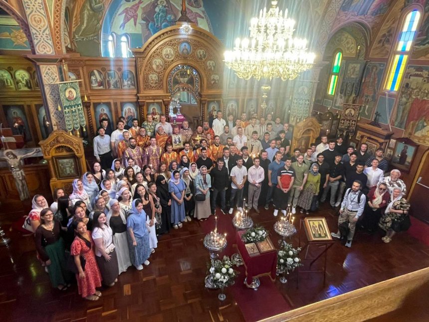 Православная молодежь провела встречу в Австралии