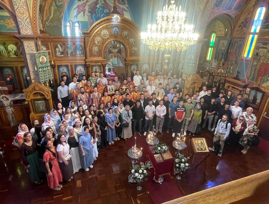 Православная молодежь провела встречу в Австралии
