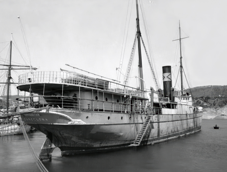 Вид «Трини» с кормы на которой стояли четырехлетний Виталий со своей бабушкой Александрой, прощаясь со слезами на глазах с удаляющейся Россией. (Фотография судна после его переименования в «Енрикета Р.») Пароход «Трини» — загадка семейной истории исхода из Крыма