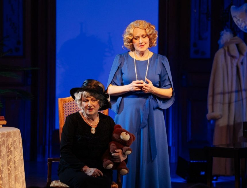 Новый русский спектакль в Монреале: «Две легенды наедине»